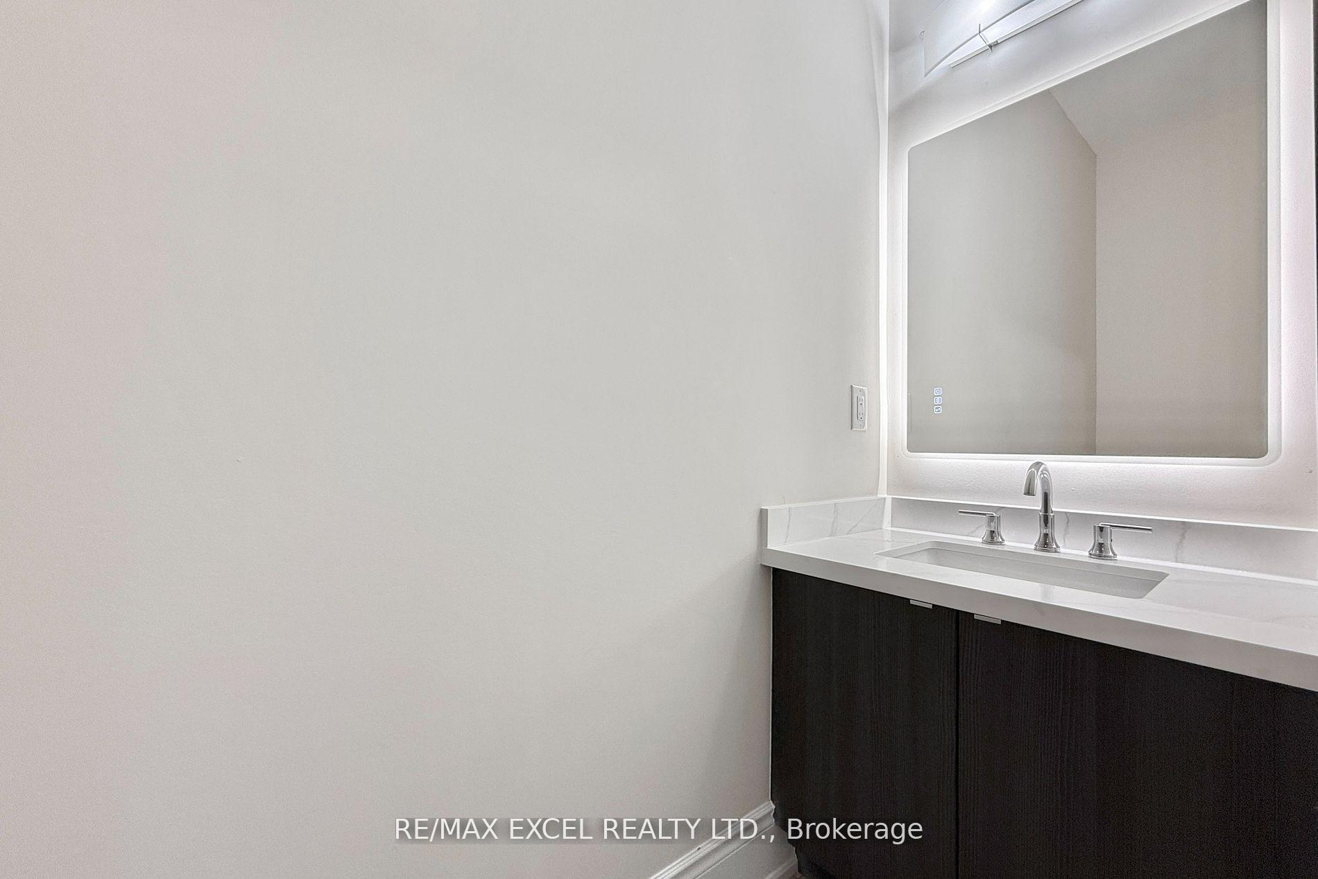 Photo 12 of 12 Aylin Crescent, Vaughan, Patterson — HOMEH