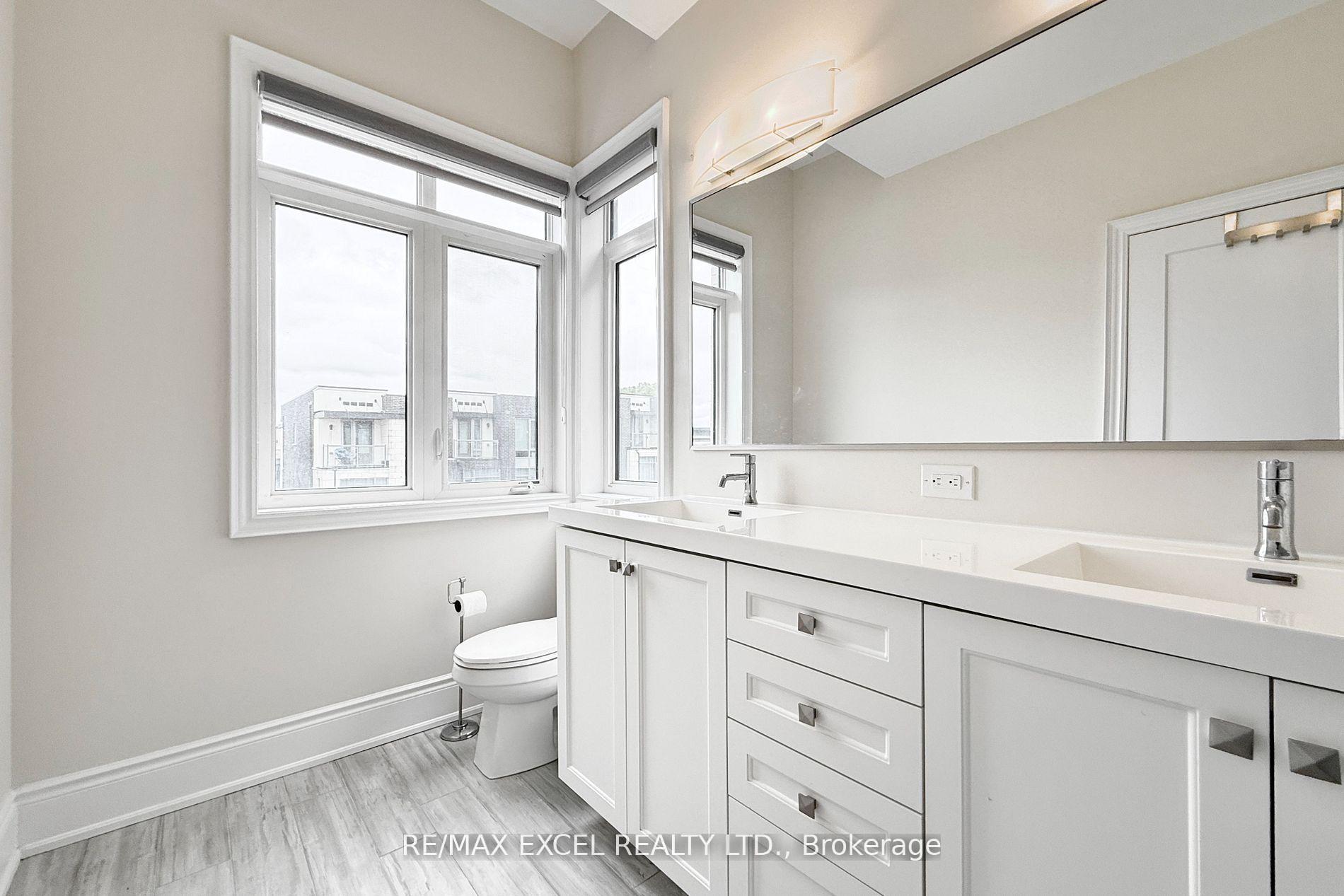 Photo 21 of 12 Aylin Crescent, Vaughan, Patterson — HOMEH