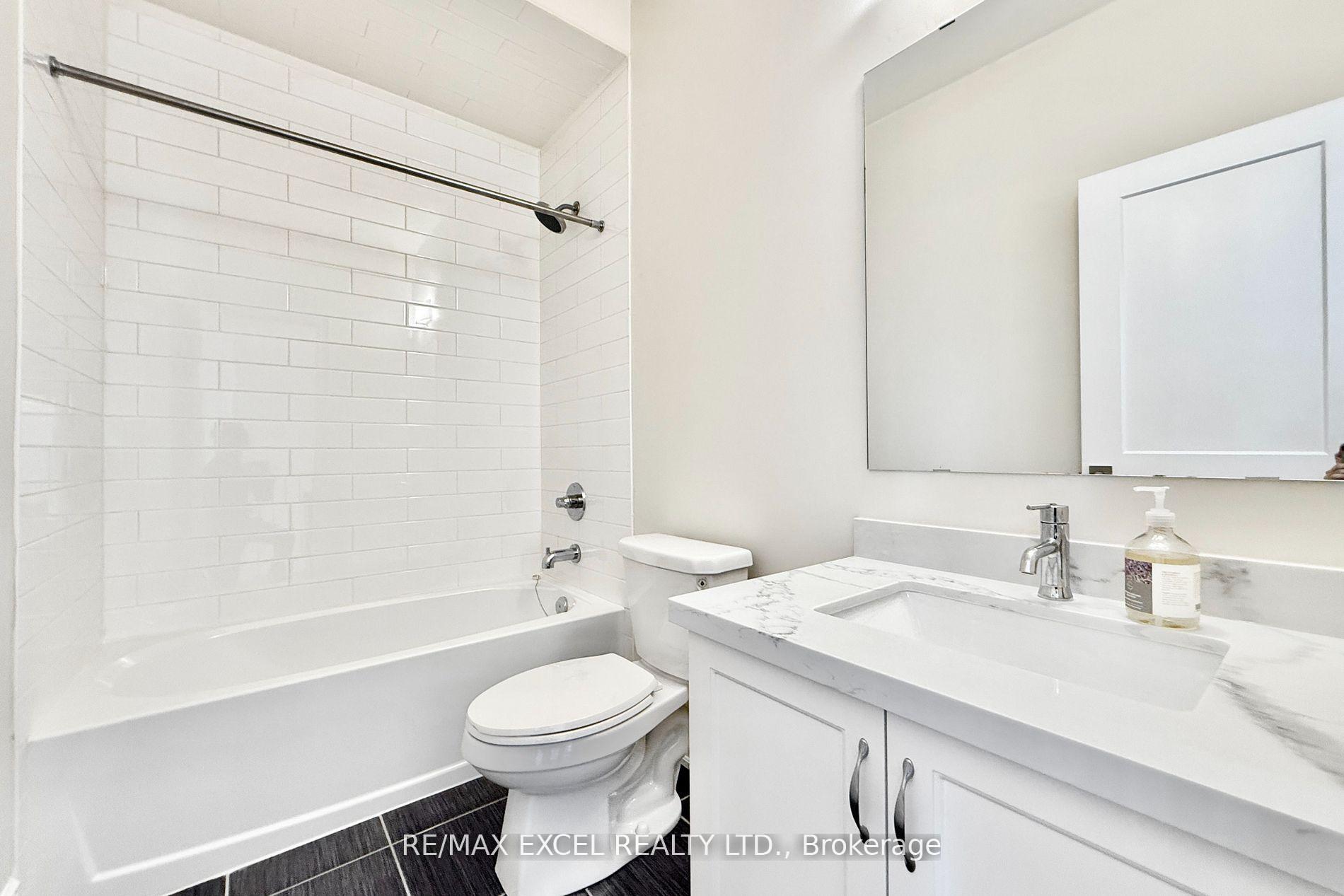 Photo 13 of 12 Aylin Crescent, Vaughan, Patterson — HOMEH
