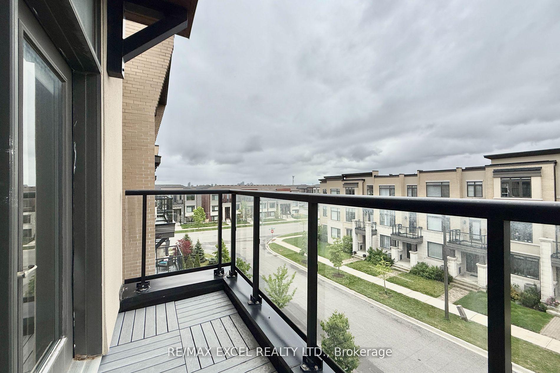Photo 38 of 12 Aylin Crescent, Vaughan, Patterson — HOMEH