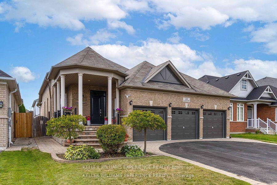 Photo 2 of 124 The Queensway, Barrie, Innis-Shore — HOMEH