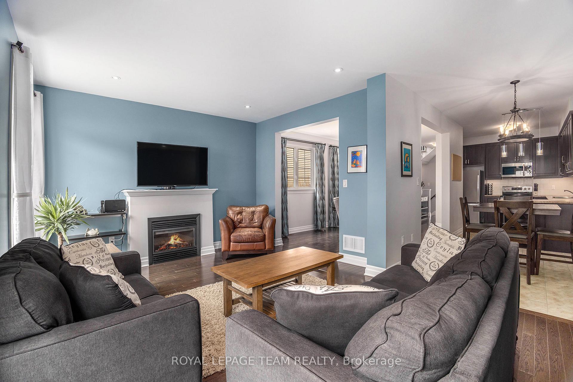 Photo 5 of 115 Laramie Crescent, Ottawa, Barrhaven - Stonebridge — HOMEH