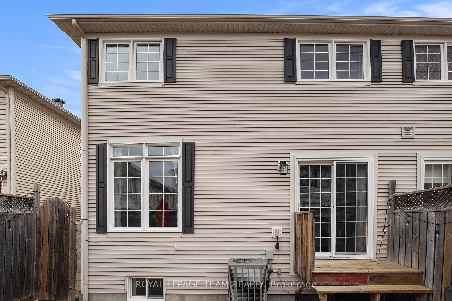 Photo 25 of 115 Laramie Crescent, Ottawa, Barrhaven - Stonebridge — HOMEH