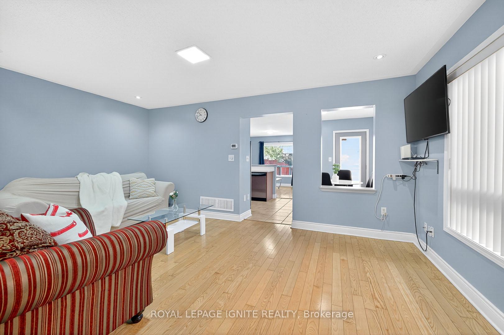 Photo 7 of 74 Dwyer Drive, Brampton, Gore Industrial North — HOMEH