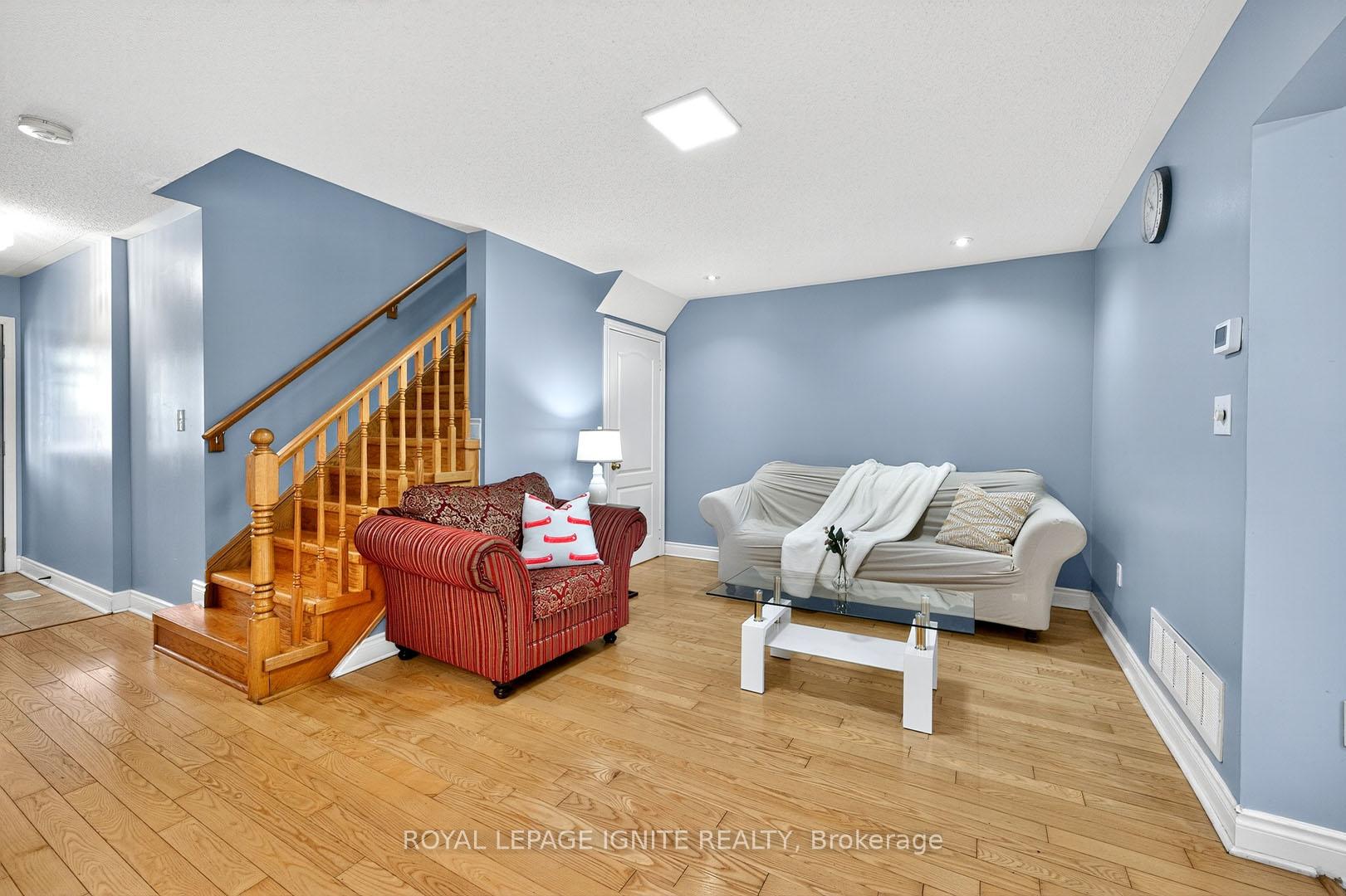 Photo 10 of 74 Dwyer Drive, Brampton, Gore Industrial North — HOMEH