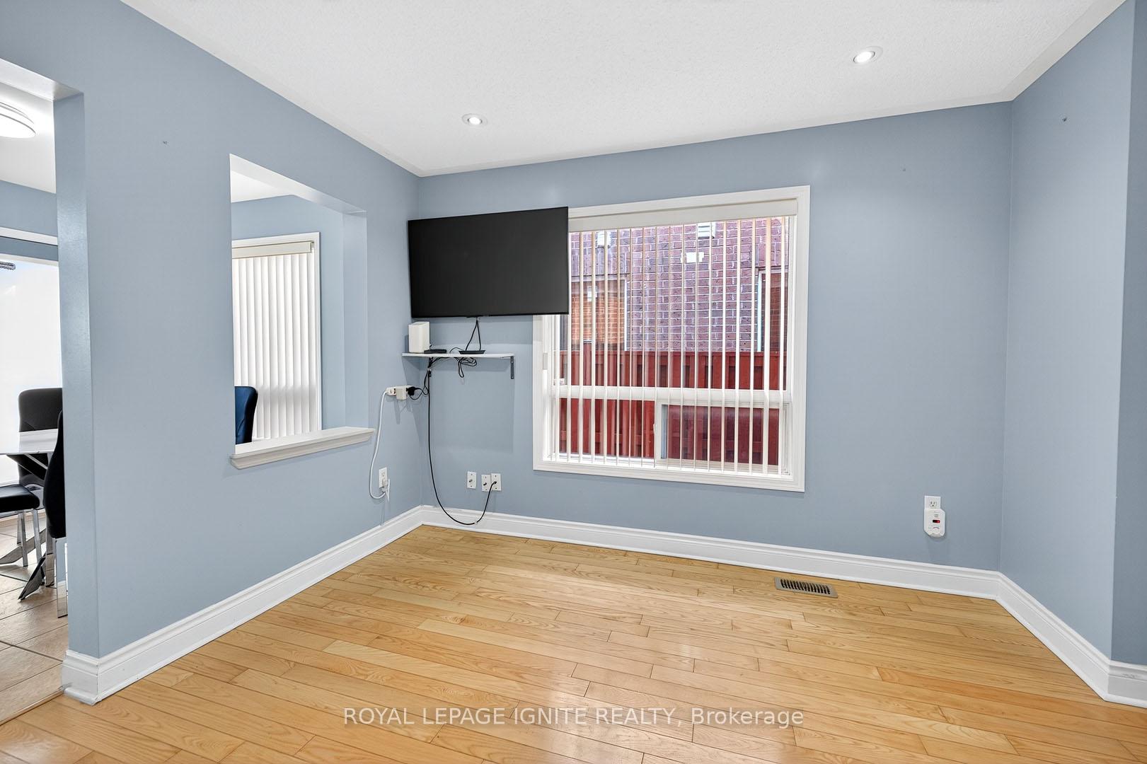 Photo 15 of 74 Dwyer Drive, Brampton, Gore Industrial North — HOMEH