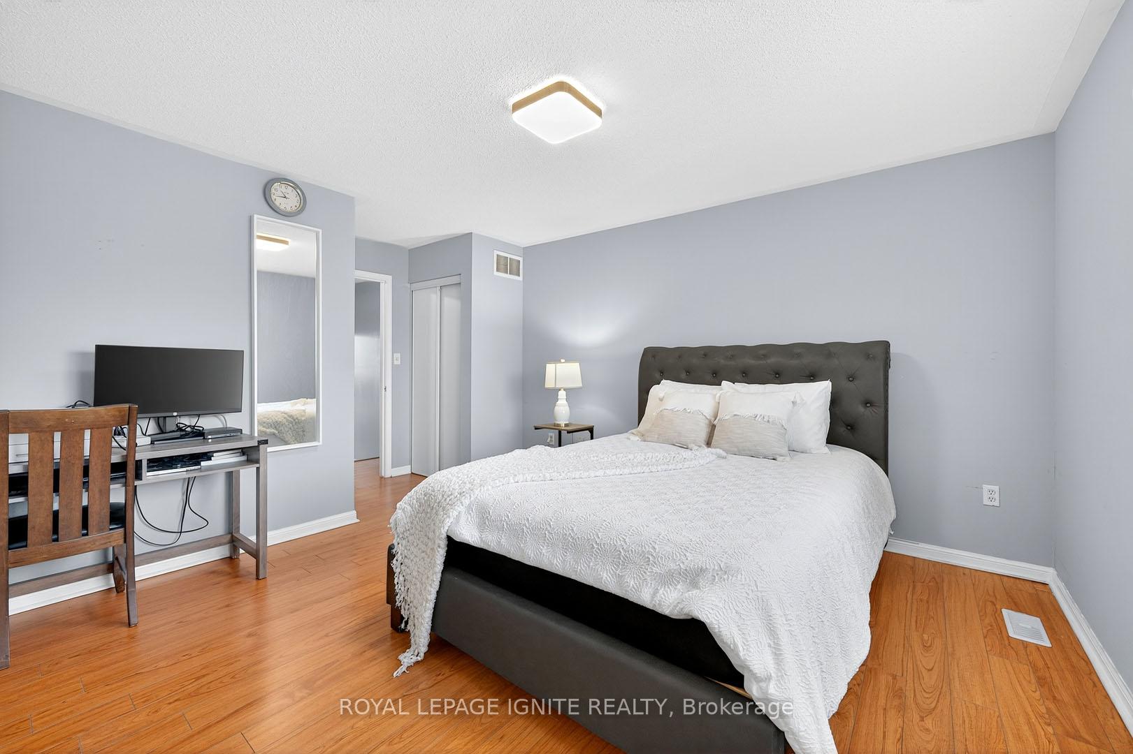 Photo 4 of 74 Dwyer Drive, Brampton, Gore Industrial North — HOMEH