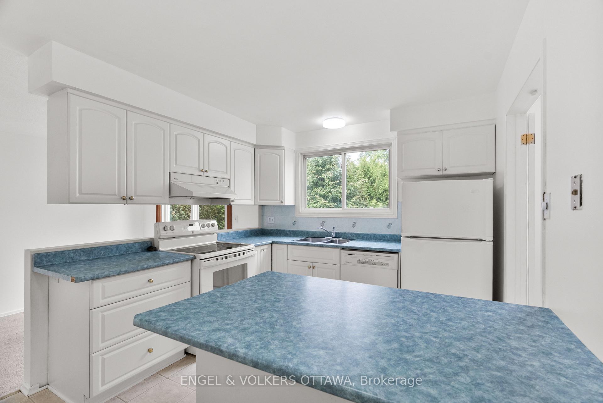 Photo 14 of 3505 Southgate Road, Ottawa, South Keys — HOMEH