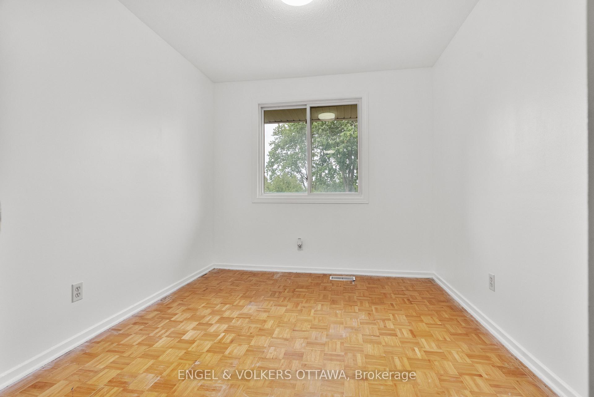 Photo 18 of 3505 Southgate Road, Ottawa, South Keys — HOMEH