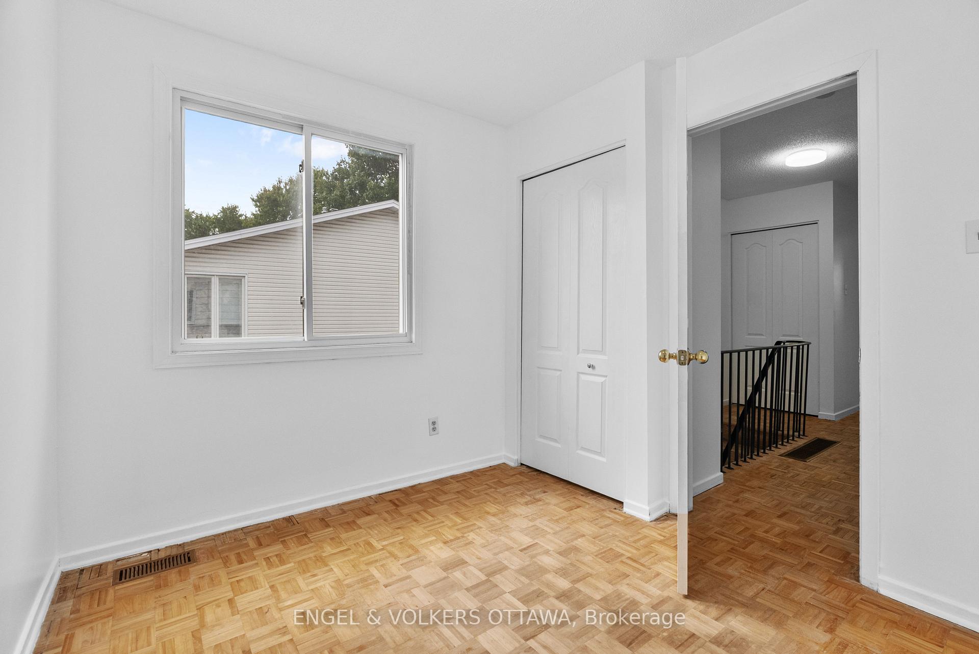 Photo 6 of 3505 Southgate Road, Ottawa, South Keys — HOMEH