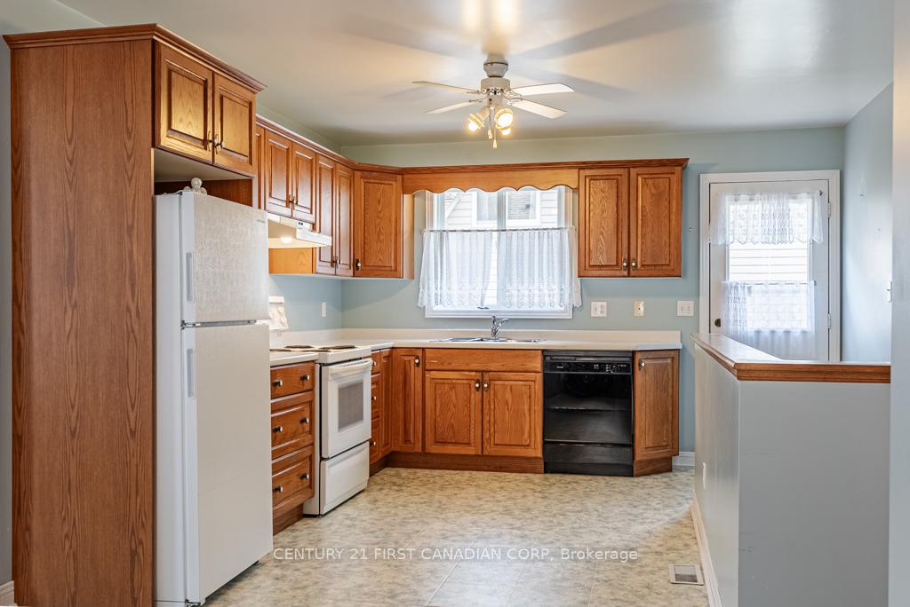 Photo 50 of 22 Tanner Drive, Pelham, Fonthill — HOMEH