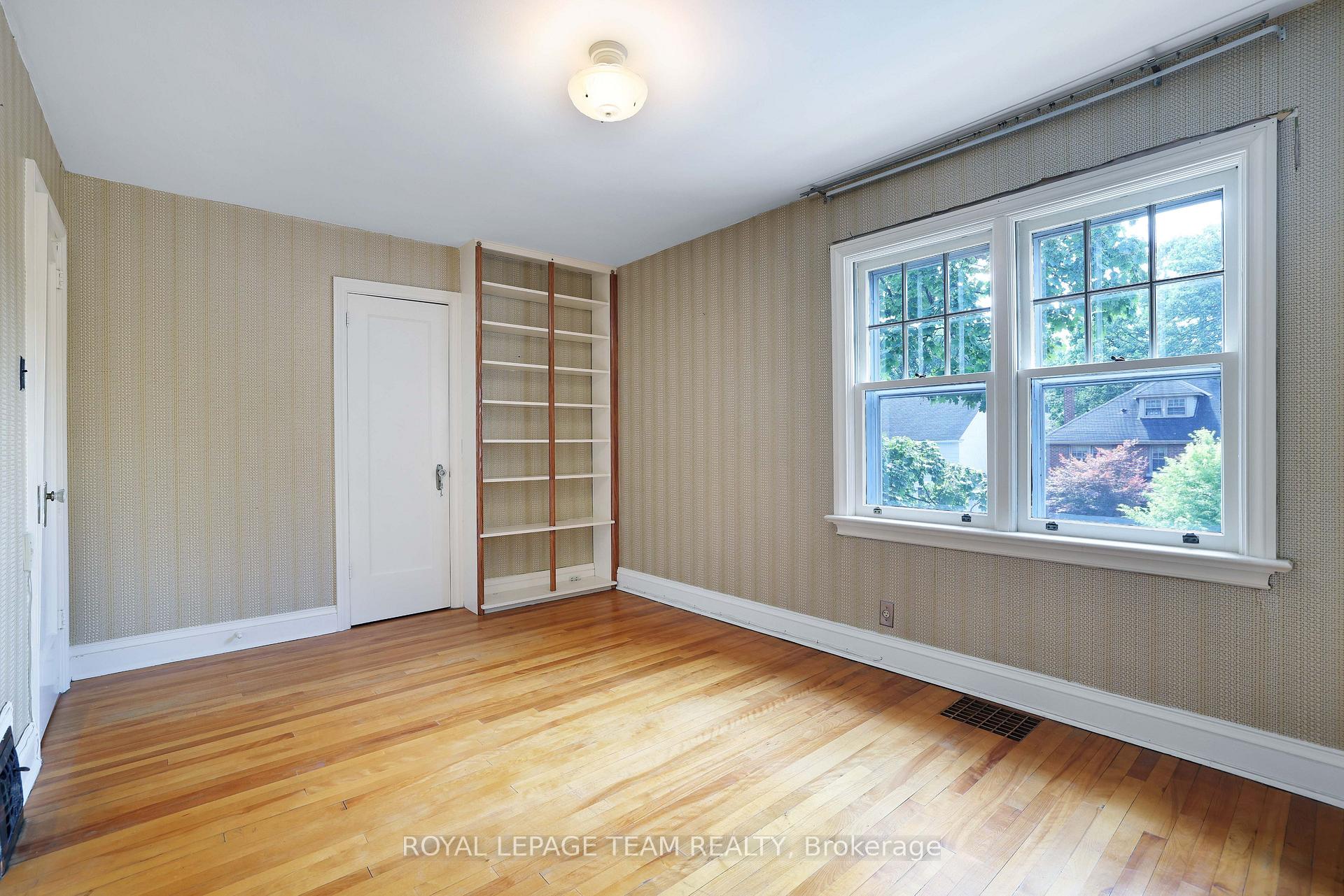 Photo 20 of 17 Kippewa Drive, Ottawa, Dows Lake — HOMEH