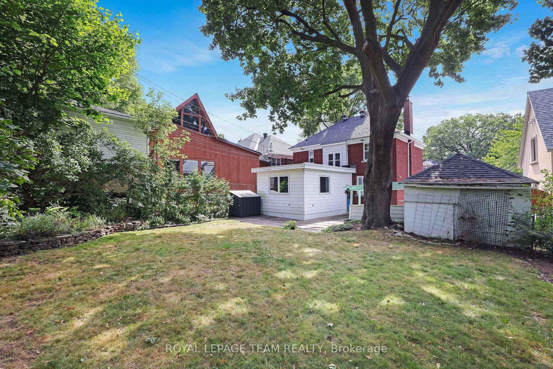 Photo 18 of 17 Kippewa Drive, Ottawa, Dows Lake — HOMEH