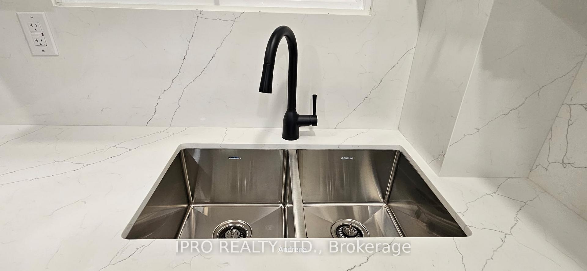 Photo 11 of Unit 1, 210 Speedvale Avenue E, Guelph, Riverside Park — HOMEH