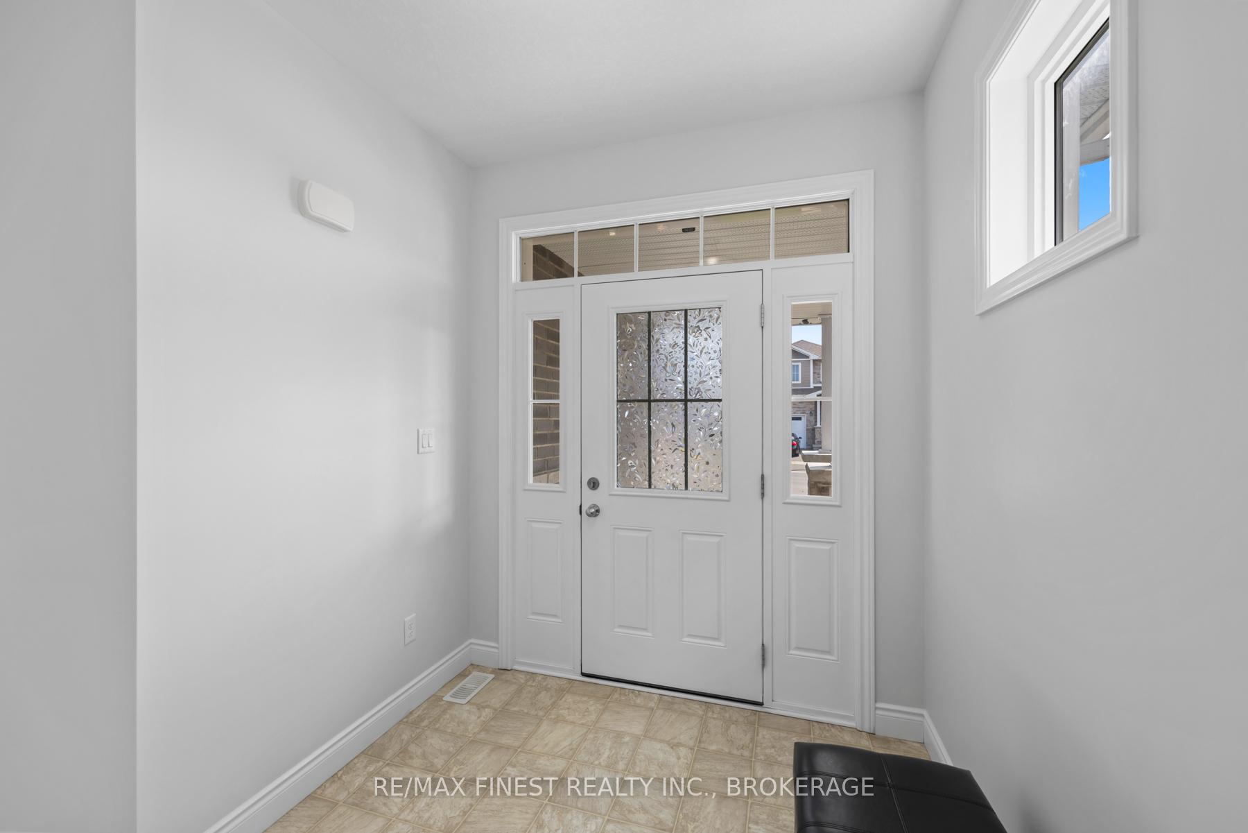 Photo 8 of 609 Gwen Avenue, Kingston, City Northwest — HOMEH