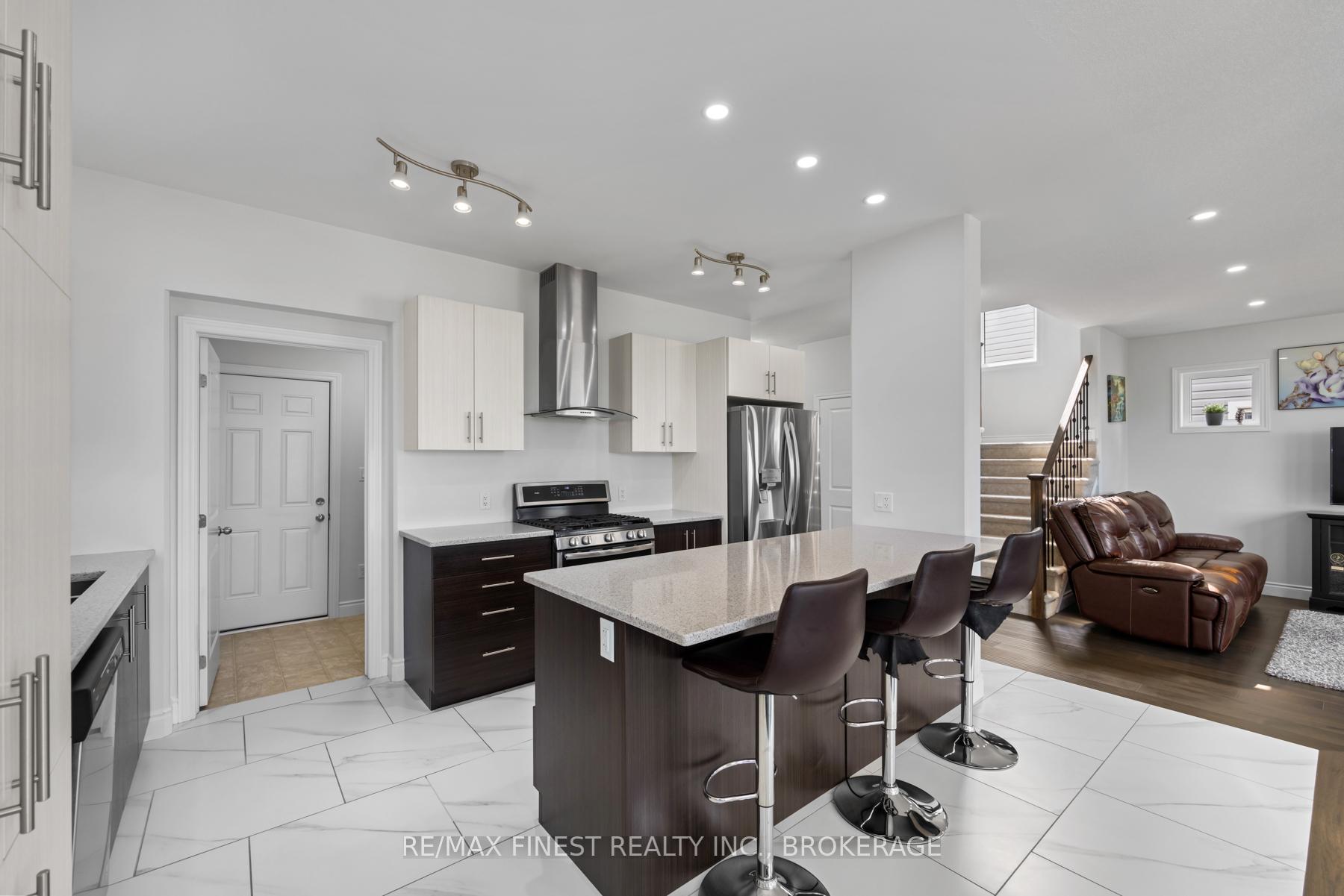 Photo 15 of 609 Gwen Avenue, Kingston, City Northwest — HOMEH