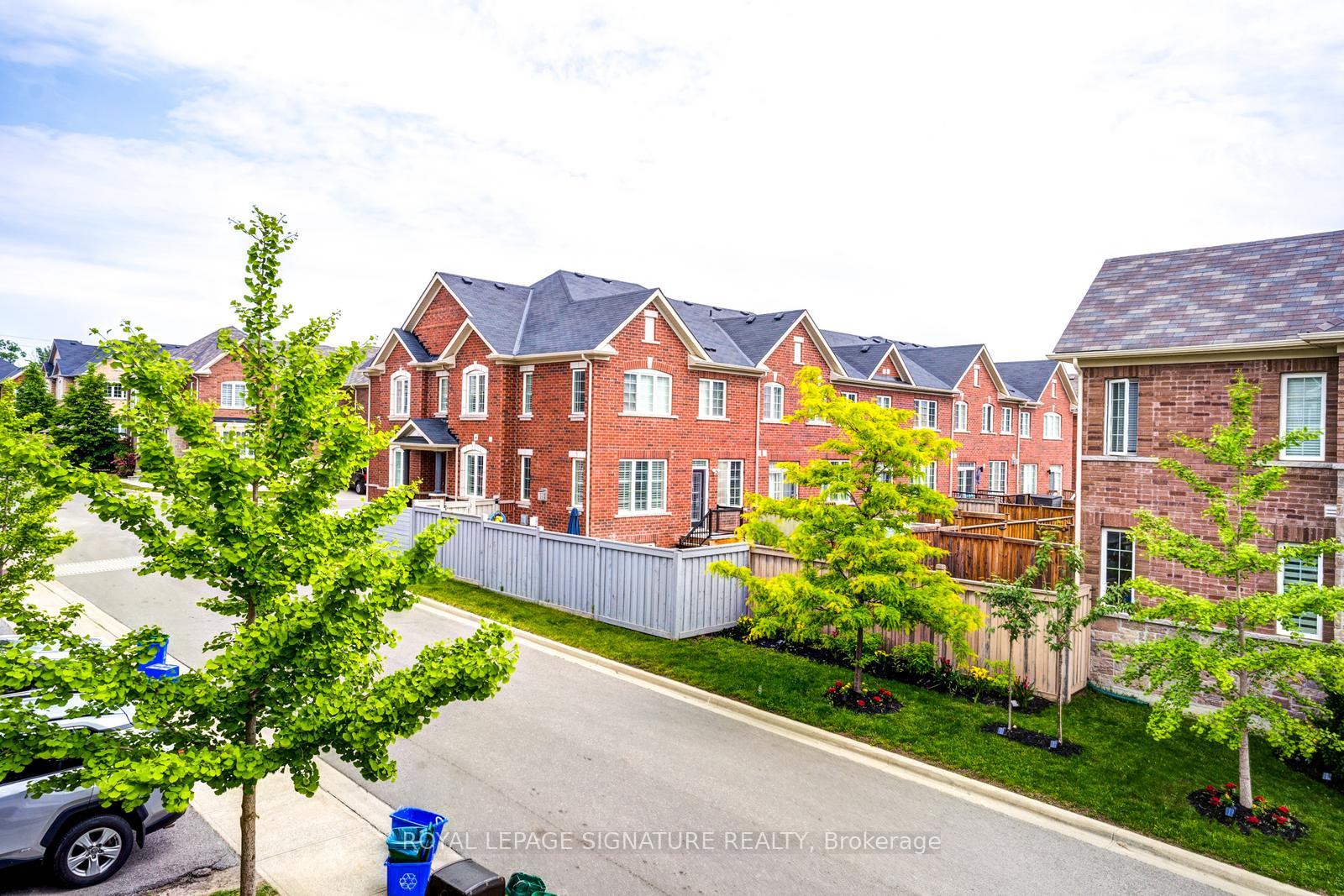 Photo 23 of 15 Torah Gate, Vaughan, Patterson — HOMEH