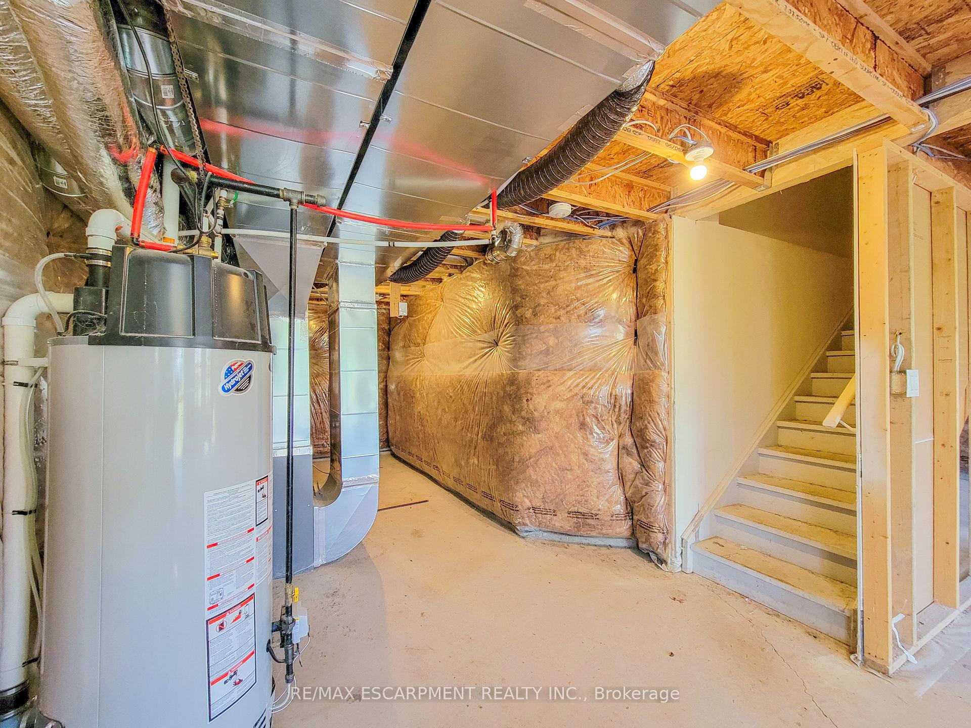 Photo 31 of 241 Vanilla Trail, Thorold, Rolling Meadows — HOMEH