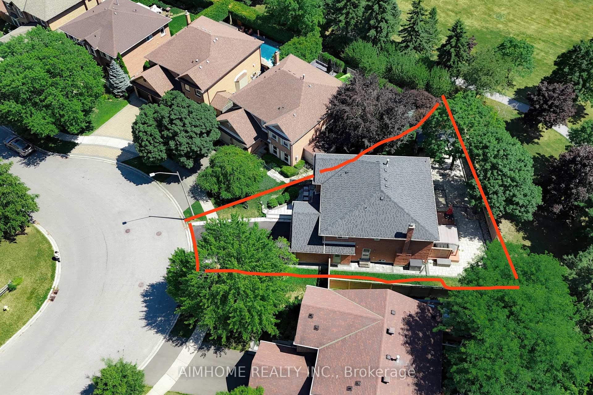 Photo 6 of 24 Tilman Circle, Markham, Markham Village — HOMEH