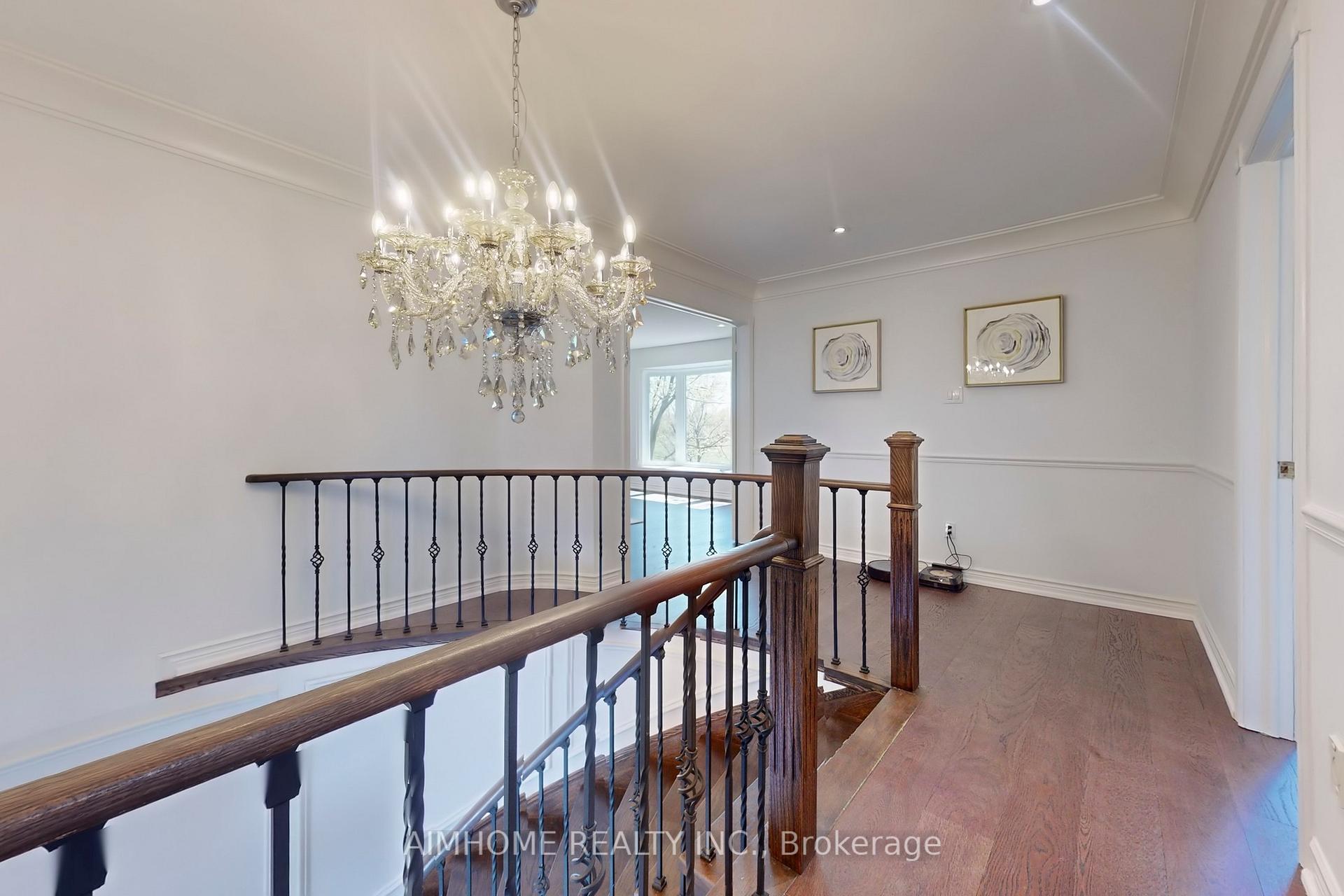 Photo 29 of 24 Tilman Circle, Markham, Markham Village — HOMEH
