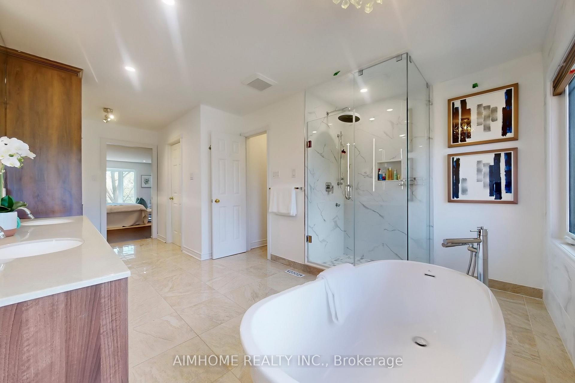 Photo 24 of 24 Tilman Circle, Markham, Markham Village — HOMEH
