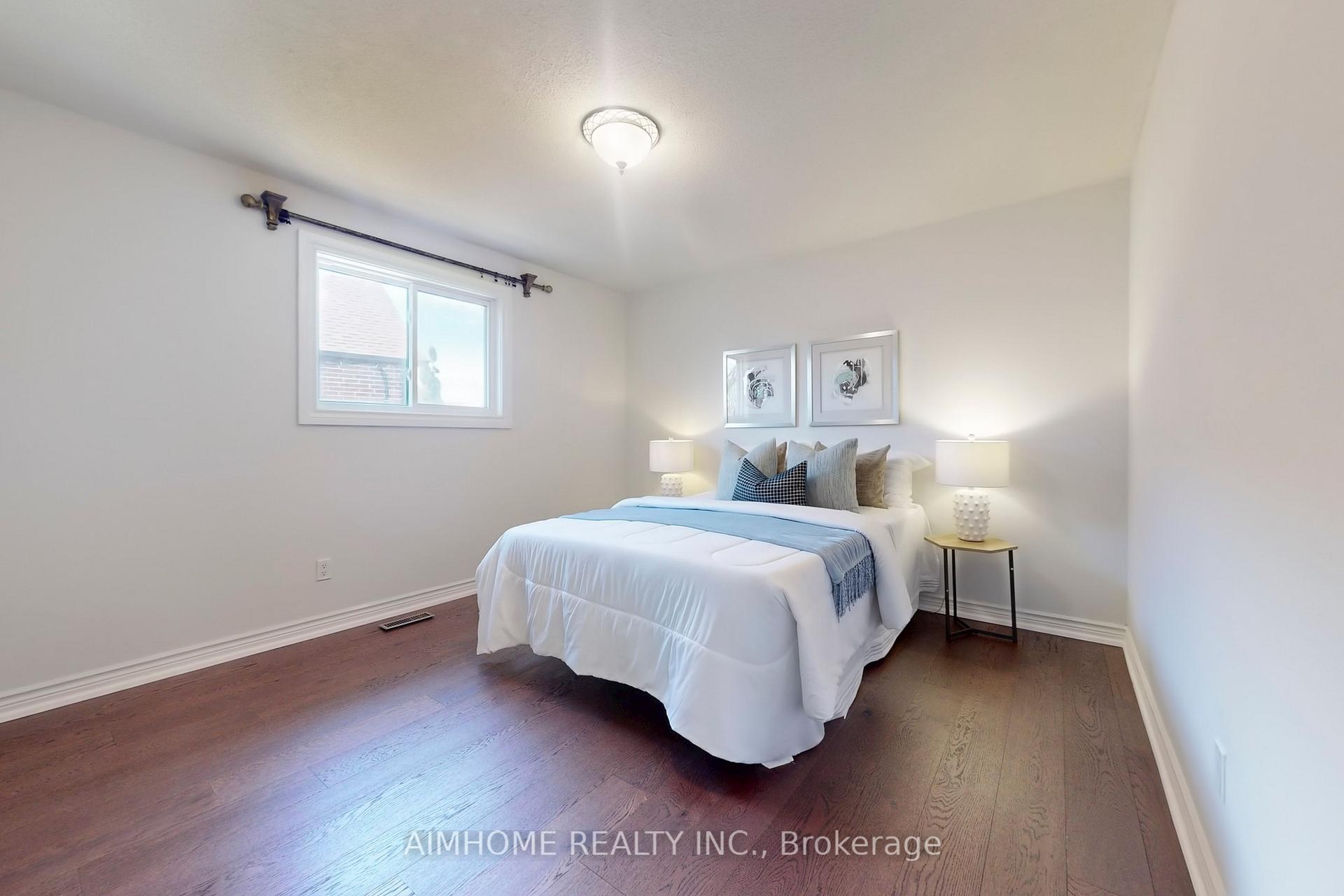 Photo 31 of 24 Tilman Circle, Markham, Markham Village — HOMEH