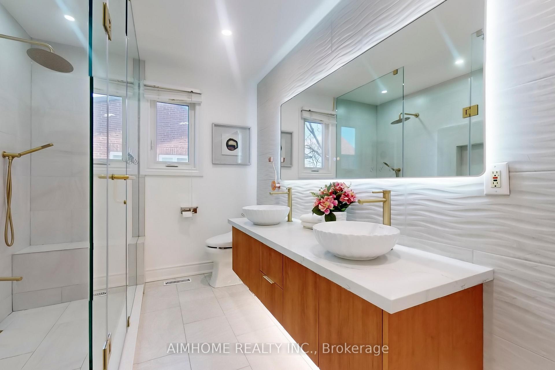 Photo 42 of 24 Tilman Circle, Markham, Markham Village — HOMEH