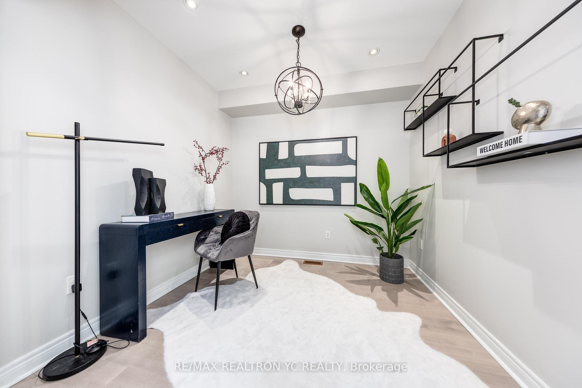 Photo 26 of 11 Carrier Crescent, Vaughan, Patterson — HOMEH
