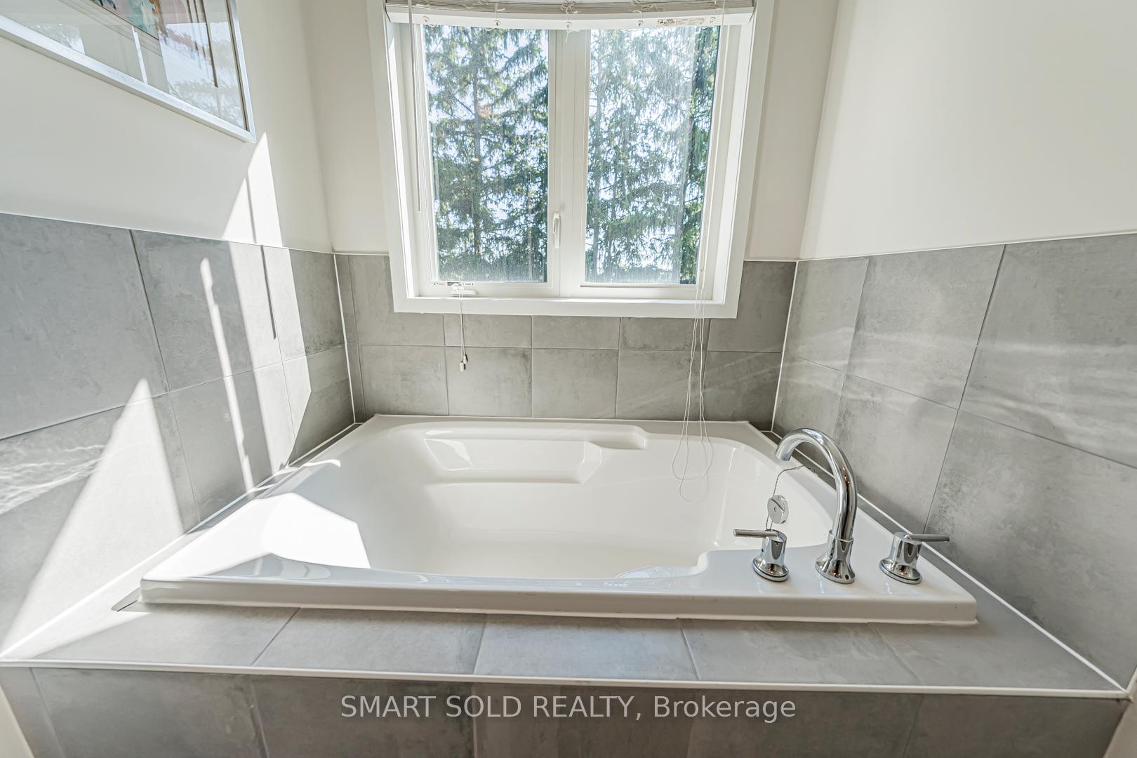 Photo 16 of 17 Armillo Place, Markham, Wismer — HOMEH