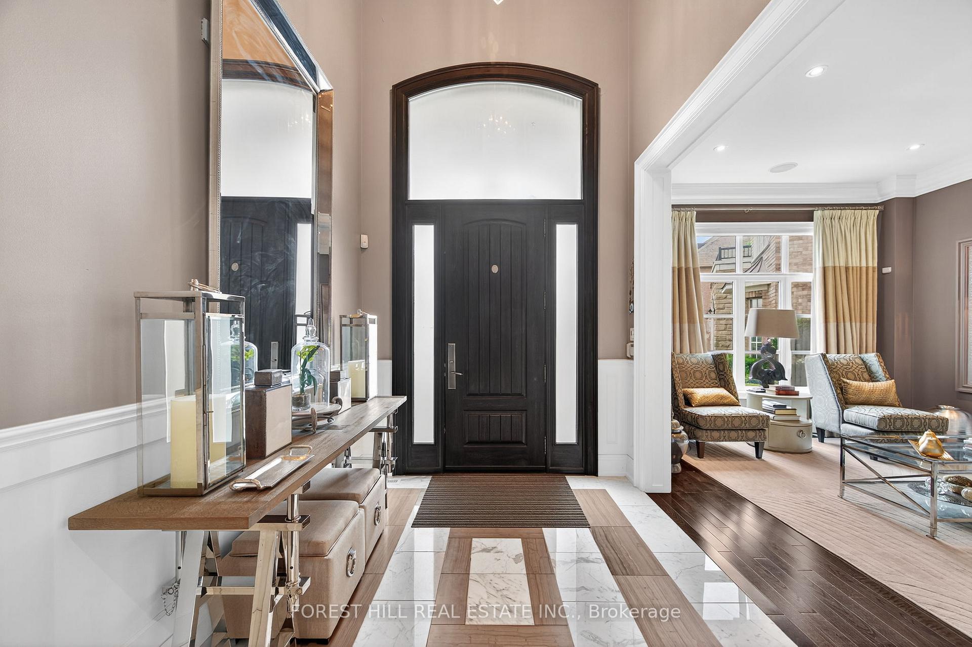 Photo 6 of 71 Woodvalley Crescent, Vaughan, Patterson — HOMEH