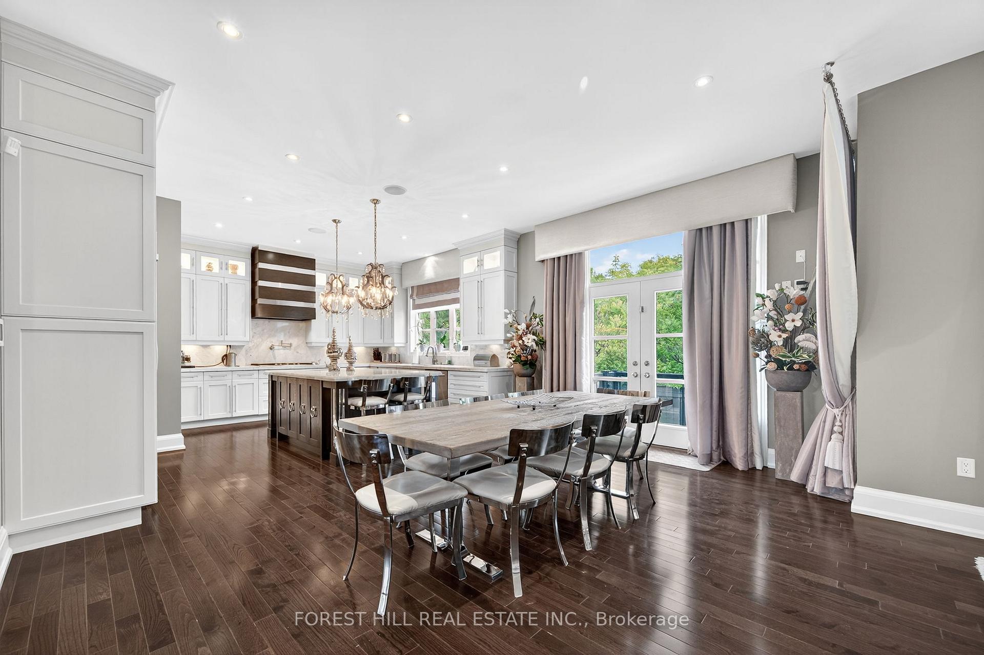 Photo 19 of 71 Woodvalley Crescent, Vaughan, Patterson — HOMEH