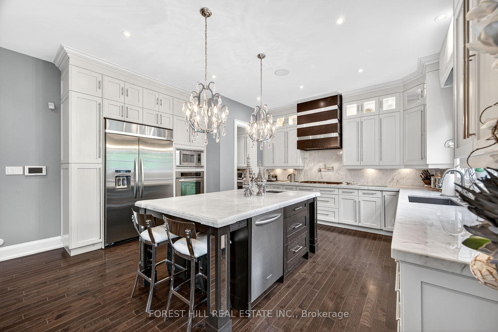 Photo 12 of 71 Woodvalley Crescent, Vaughan, Patterson — HOMEH