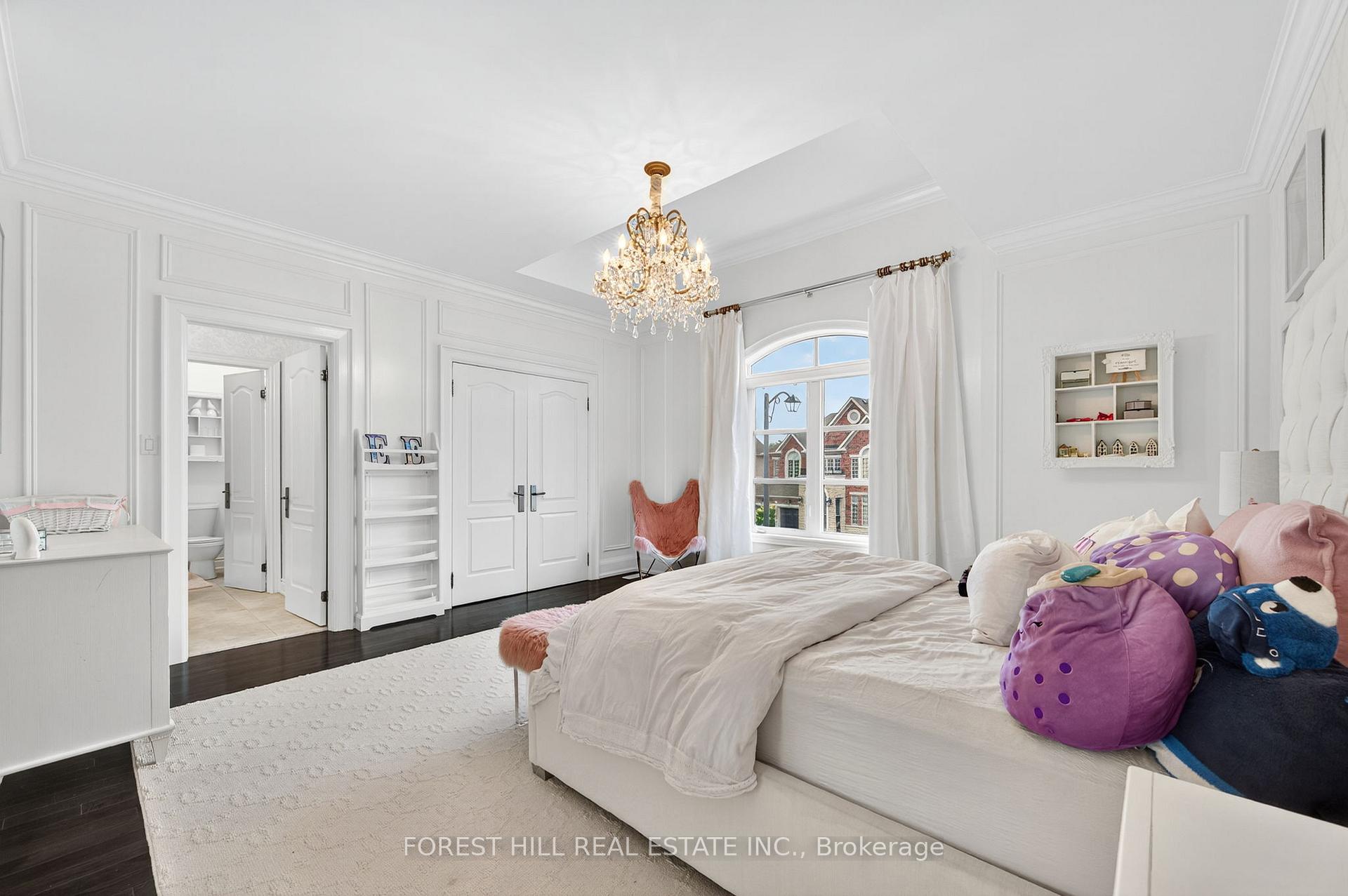 Photo 16 of 71 Woodvalley Crescent, Vaughan, Patterson — HOMEH