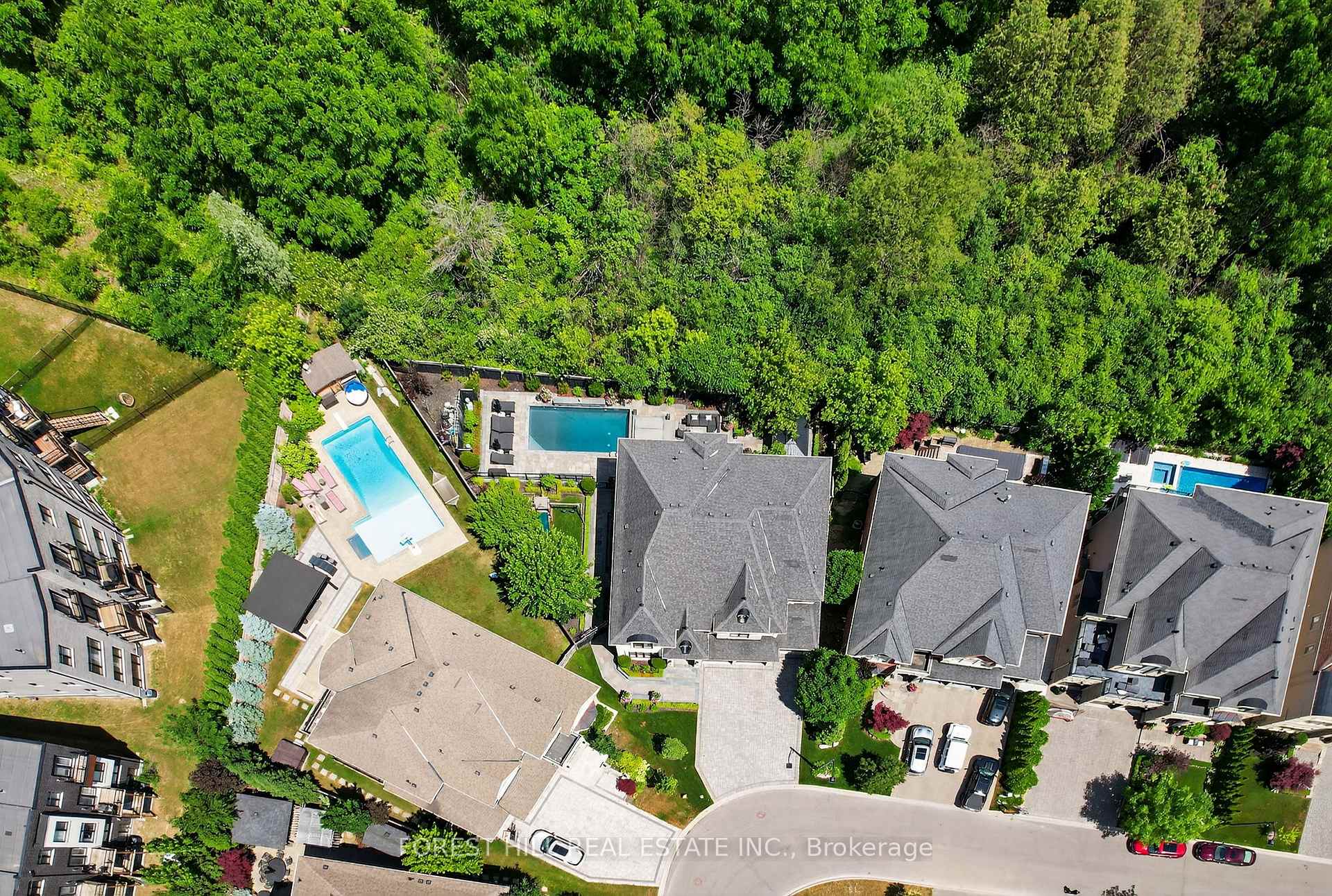 Photo 37 of 71 Woodvalley Crescent, Vaughan, Patterson — HOMEH