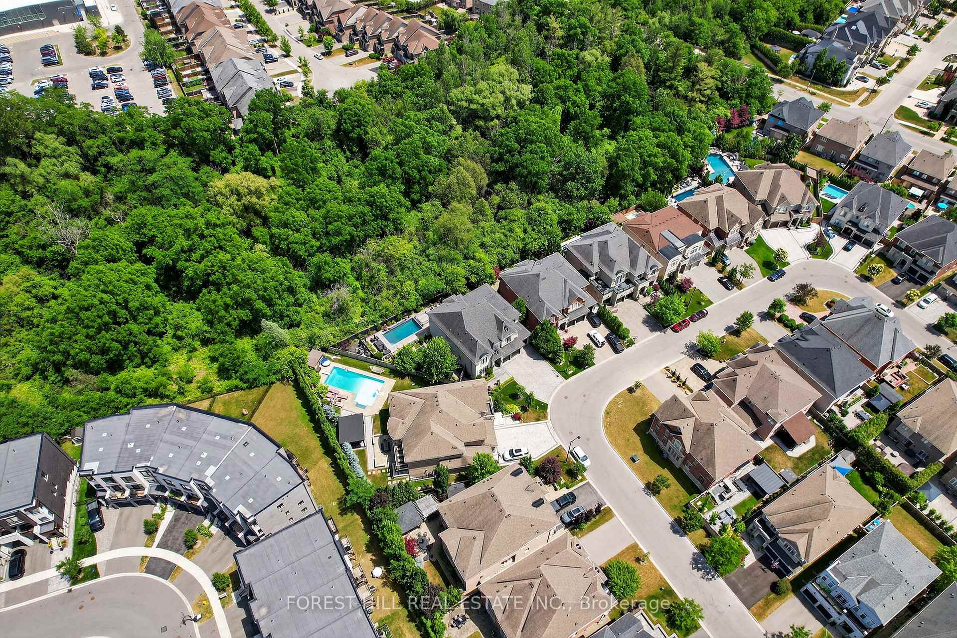 Photo 41 of 71 Woodvalley Crescent, Vaughan, Patterson — HOMEH