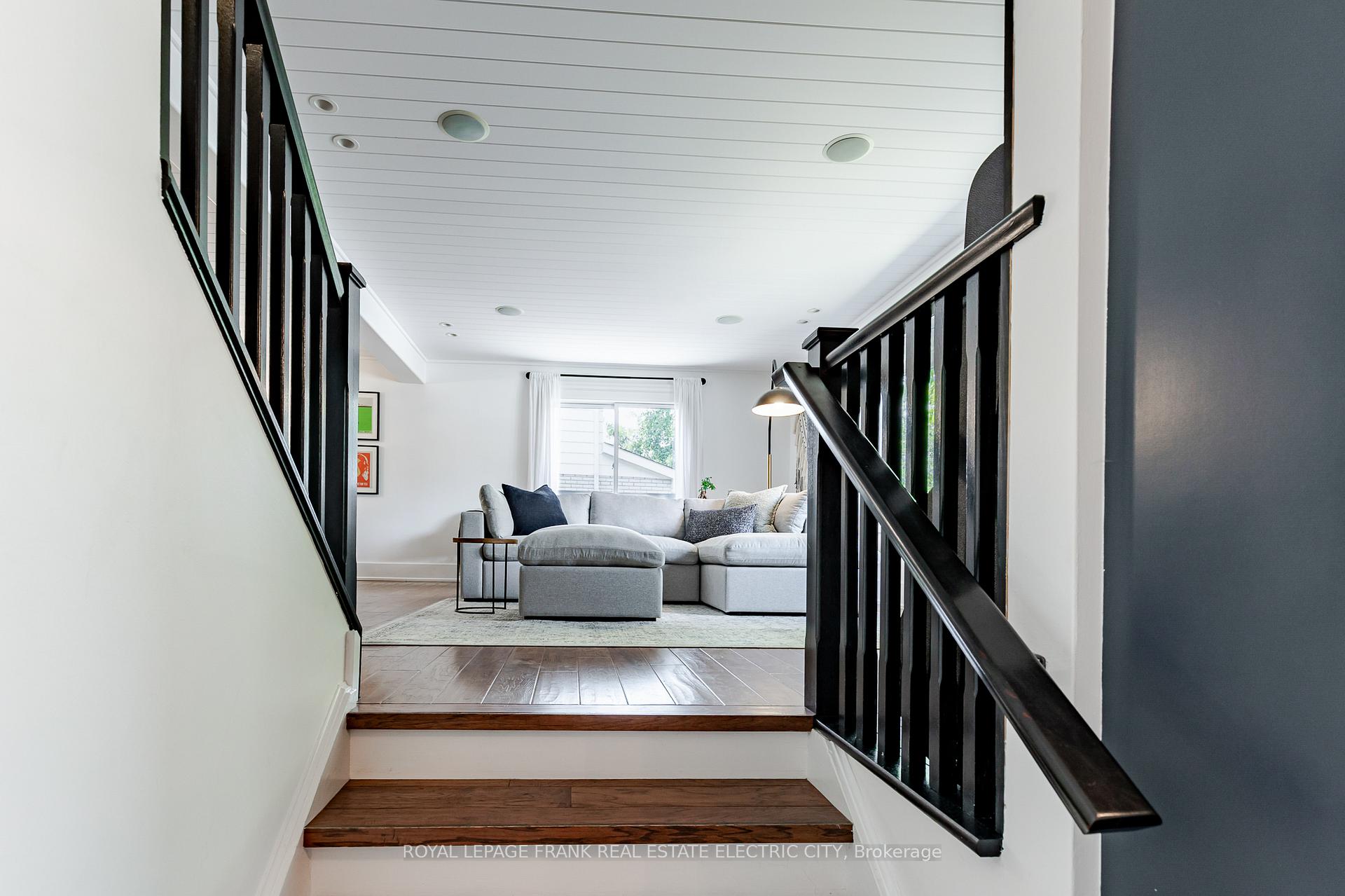 Photo 21 of 1255 Bridle Drive, Peterborough, Monaghan Ward 2 — HOMEH