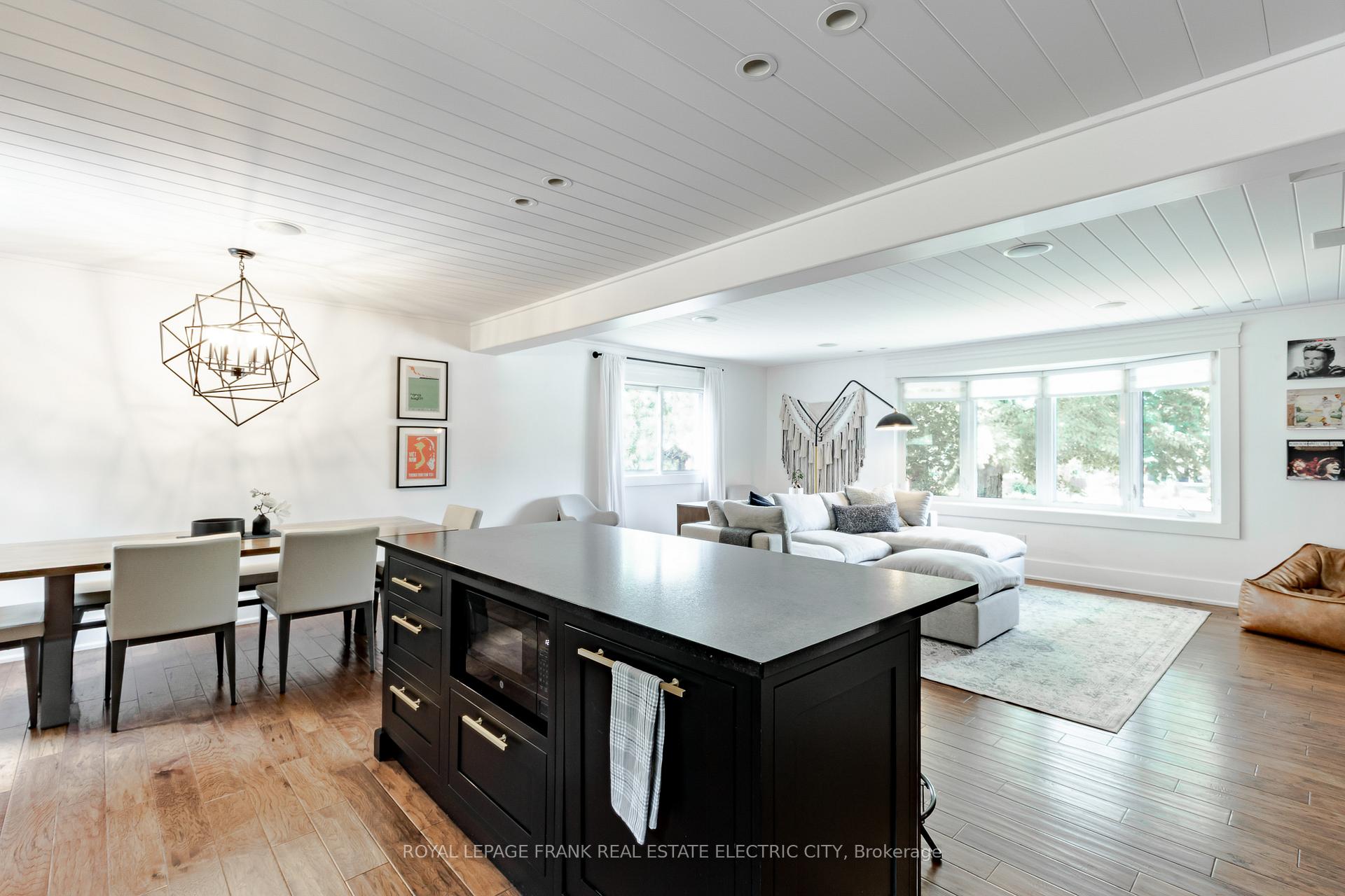Photo 41 of 1255 Bridle Drive, Peterborough, Monaghan Ward 2 — HOMEH