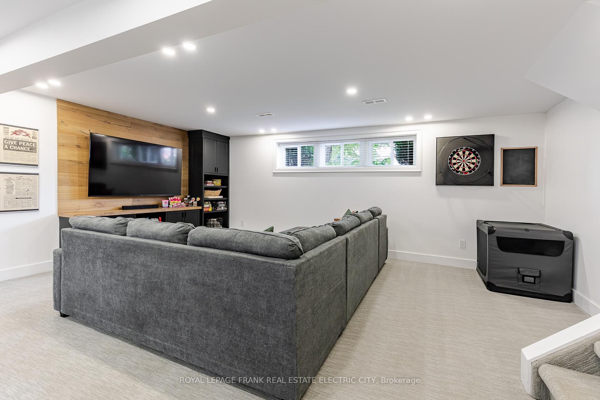 Photo 27 of 1255 Bridle Drive, Peterborough, Monaghan Ward 2 — HOMEH