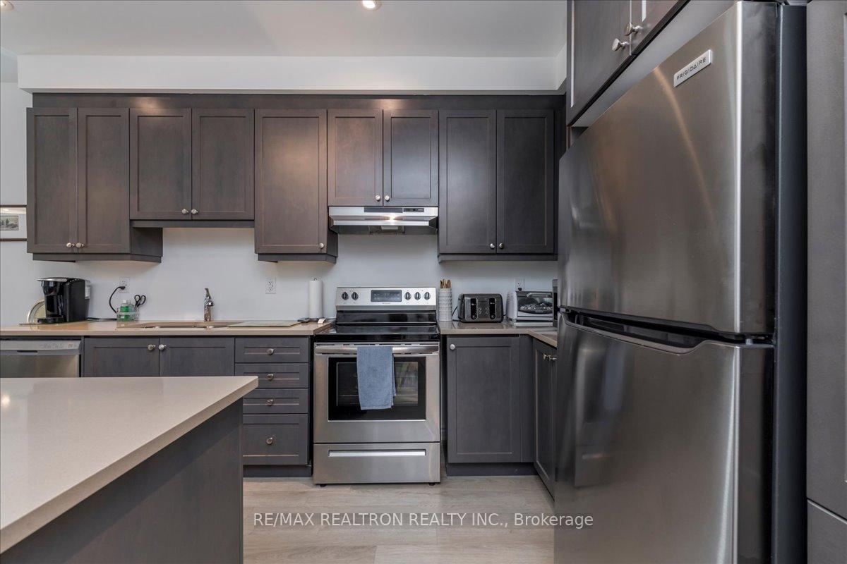 Photo 5 of 2948 Murphy Place, Innisfil, Alcona — HOMEH