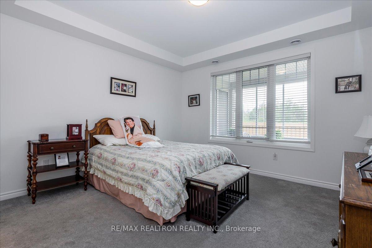 Photo 3 of 2948 Murphy Place, Innisfil, Alcona — HOMEH