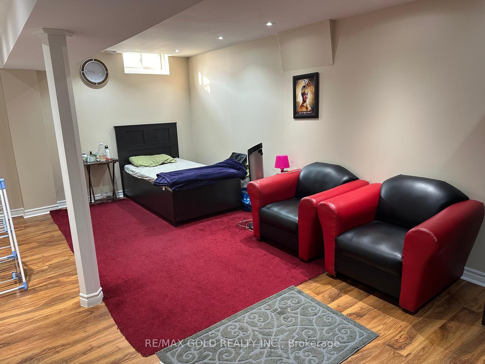 Photo 17 of 29 Sand Cherry Crescent, Brampton, Sandringham-Wellington — HOMEH
