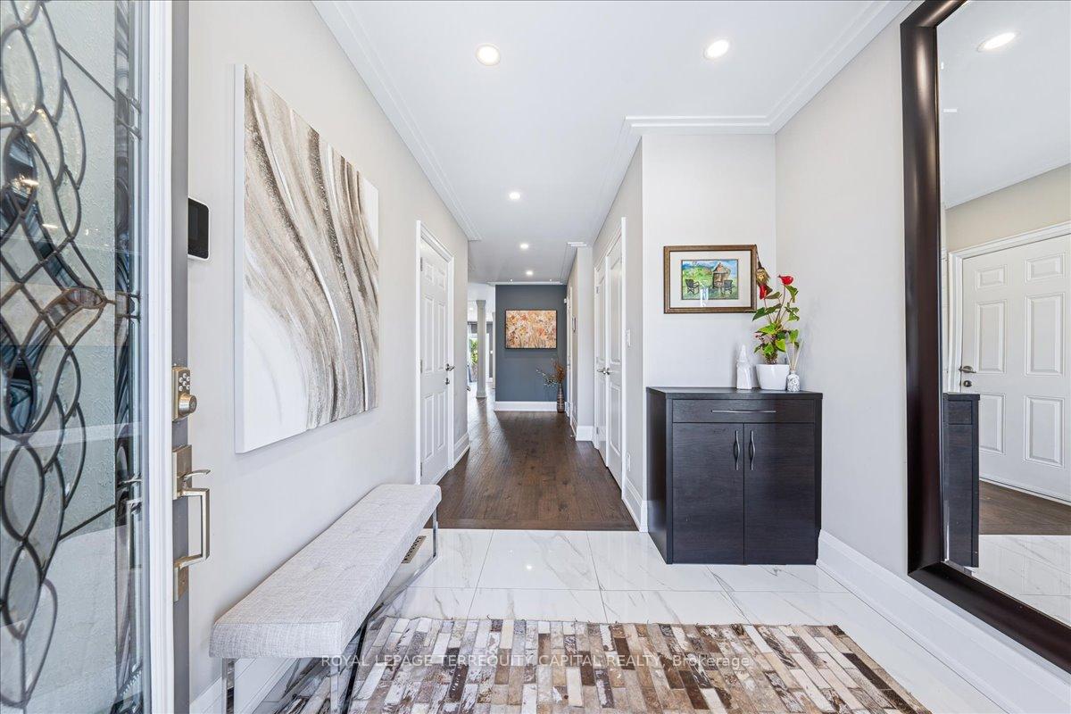 Photo 13 of 140 Patna Crescent, Vaughan, Maple — HOMEH