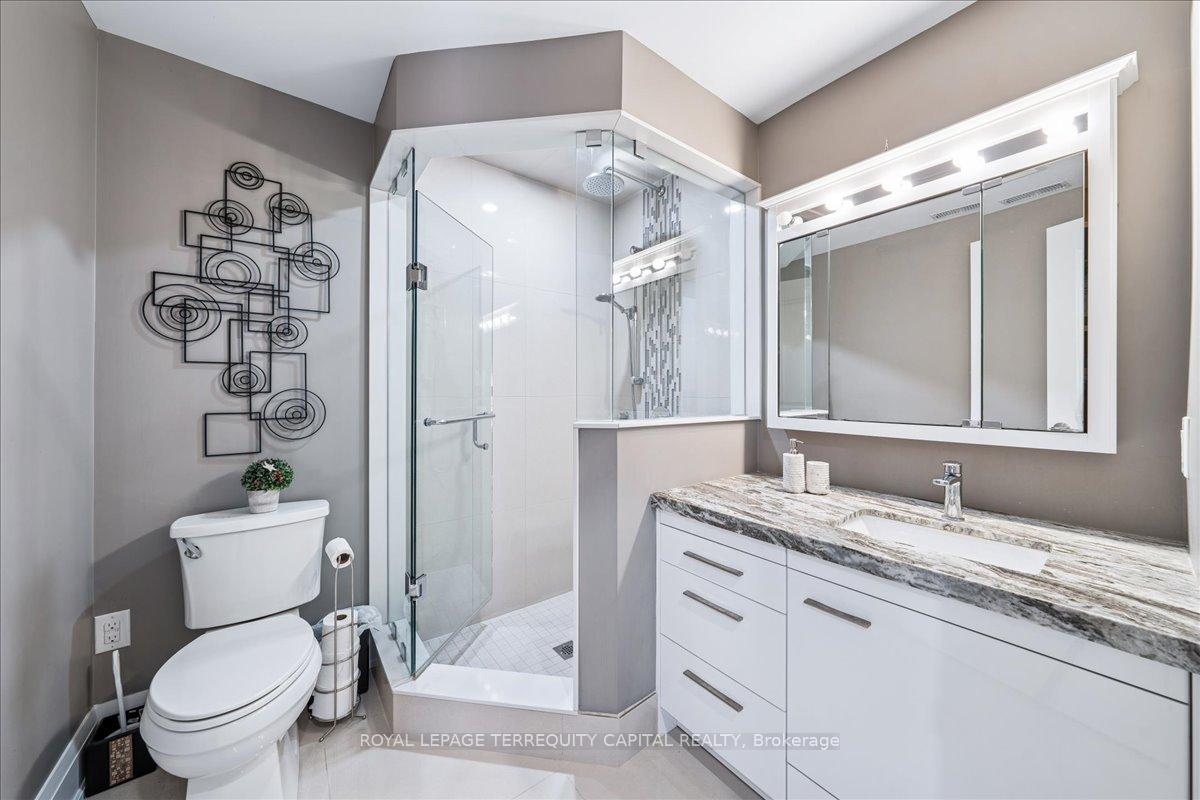 Photo 30 of 140 Patna Crescent, Vaughan, Maple — HOMEH