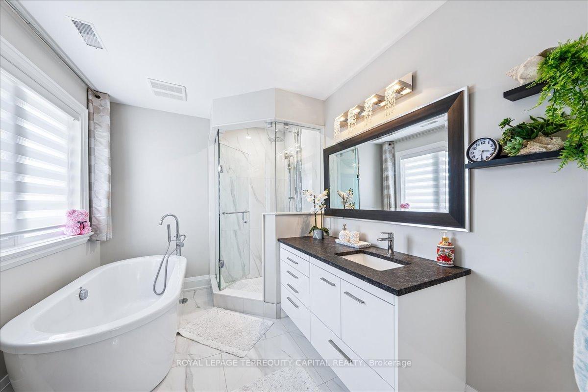 Photo 28 of 140 Patna Crescent, Vaughan, Maple — HOMEH