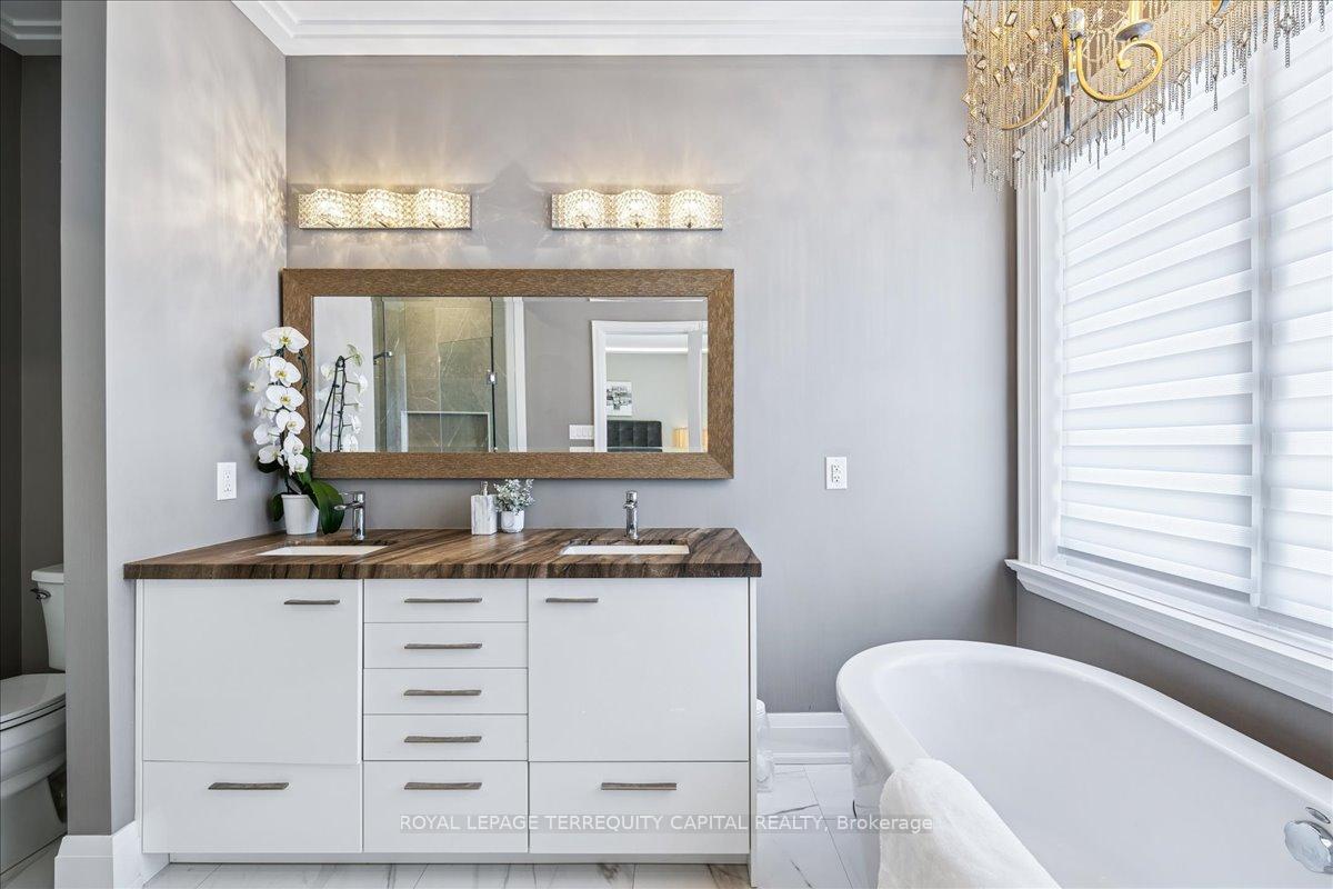 Photo 42 of 140 Patna Crescent, Vaughan, Maple — HOMEH