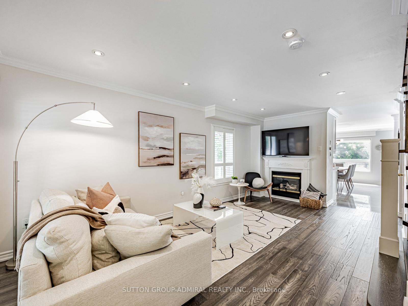 Photo 4 of 242 Everett Street, Markham, Wismer — HOMEH