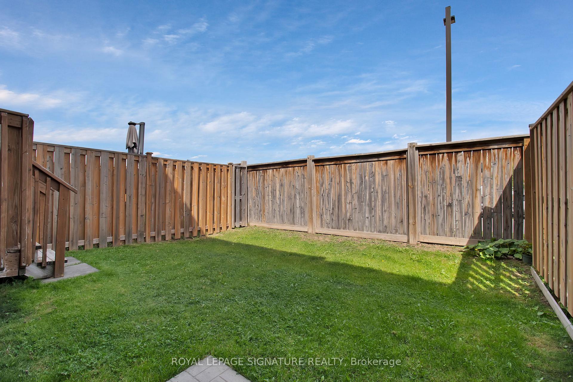 Photo 29 of 741 Banks Crescent, Milton, Willmott — HOMEH