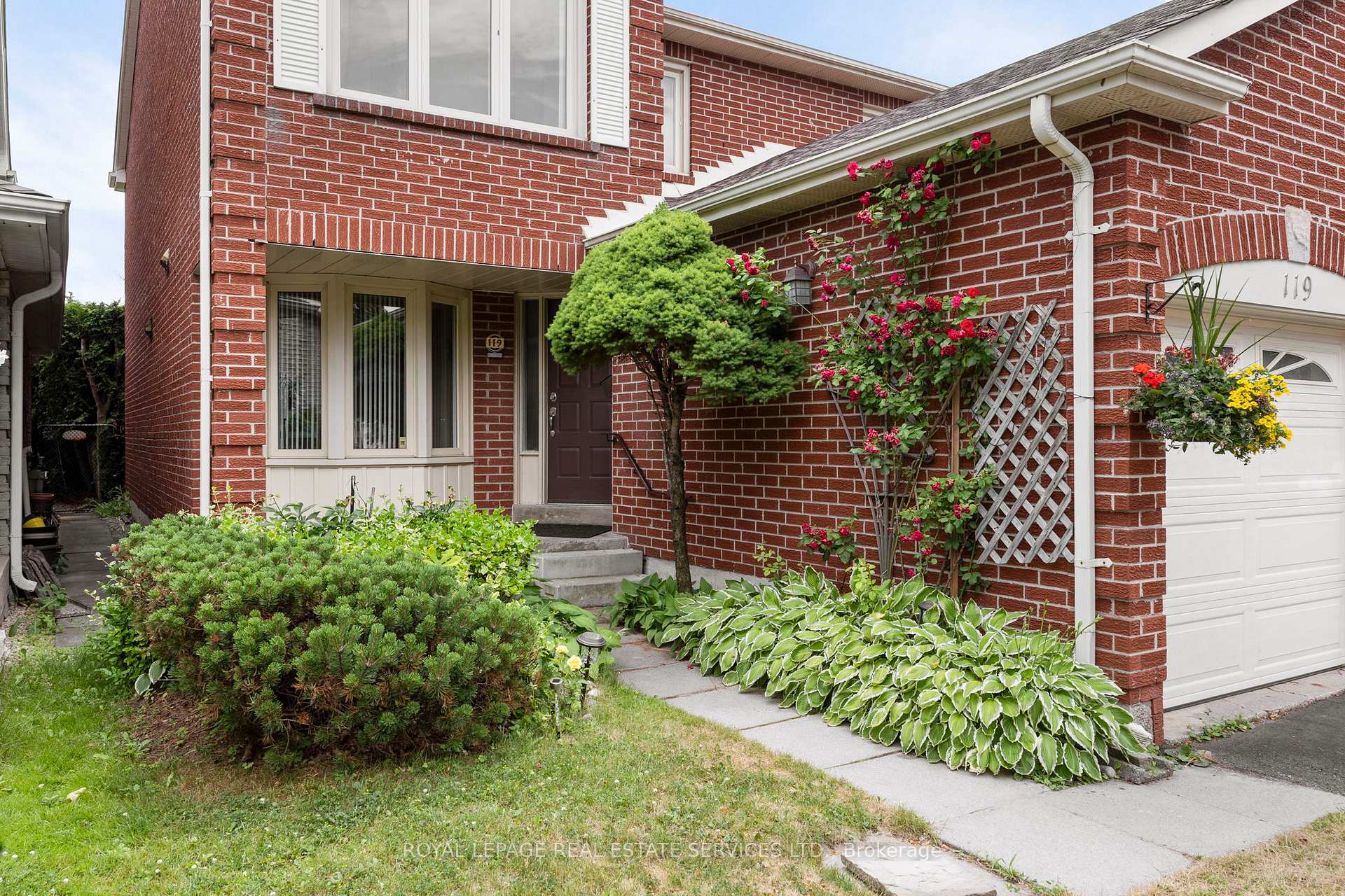 Photo 2 of 119 Heatherton Way, Vaughan, Crestwood-Springfarm-Yorkhill — HOMEH