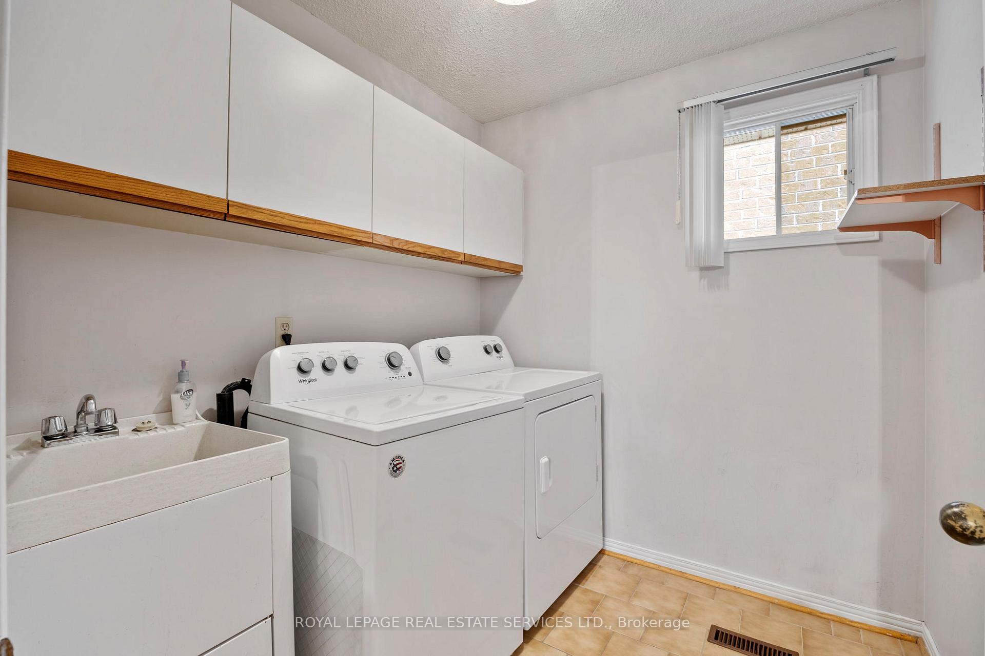 Photo 14 of 119 Heatherton Way, Vaughan, Crestwood-Springfarm-Yorkhill — HOMEH