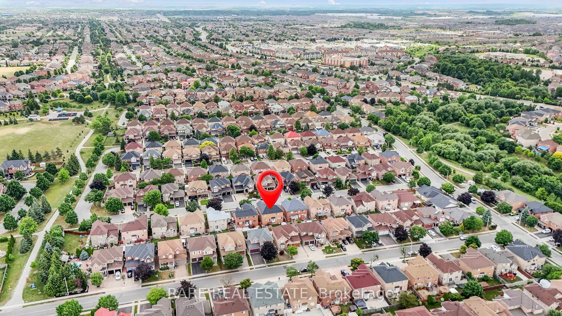 Photo 10 of 51 Wild Indigo Crescent, Brampton, Sandringham-Wellington — HOMEH